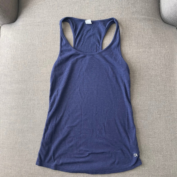 Gap Tops - Small purple ribbed Gap tank top